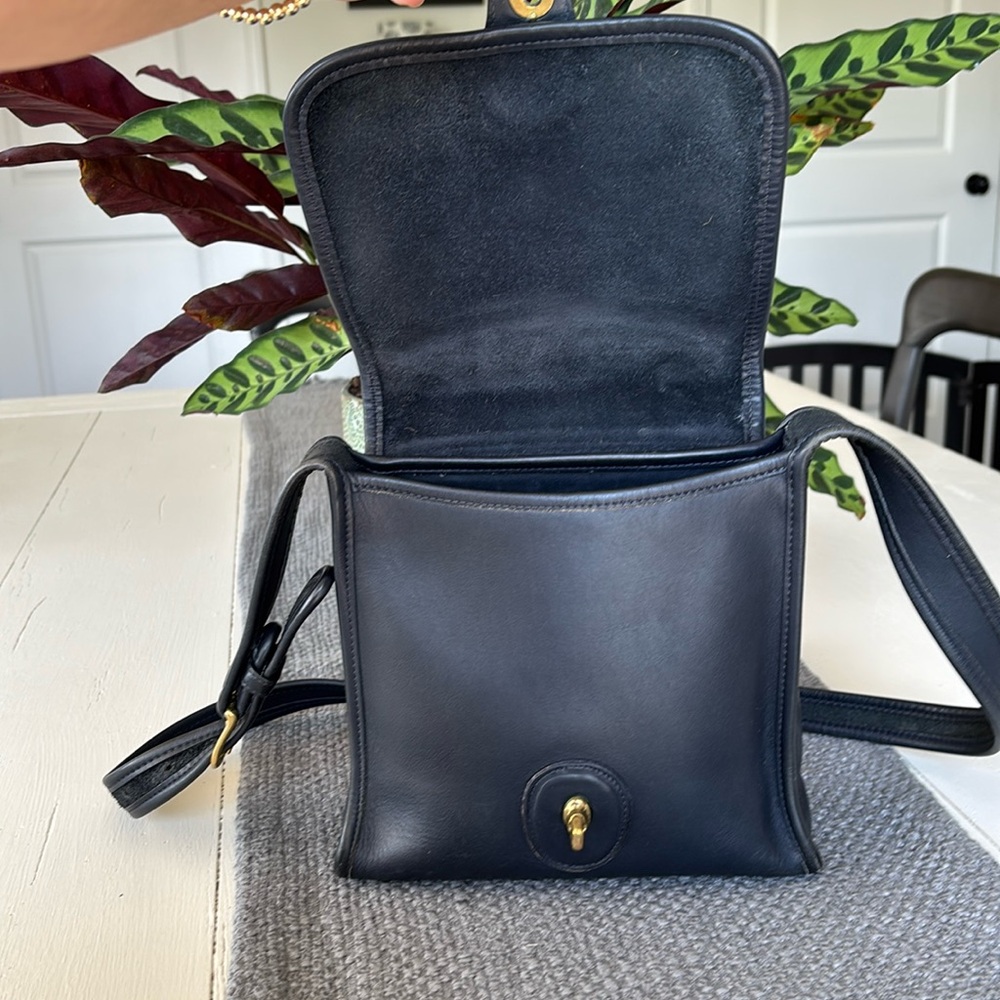 Vintage Coach Shelbourne #9038 in Navy - Picture 13 of 15